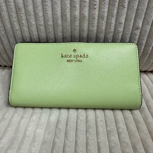 Kate Spade Madison wallet in matcha green saffiano leather.New.Never used.